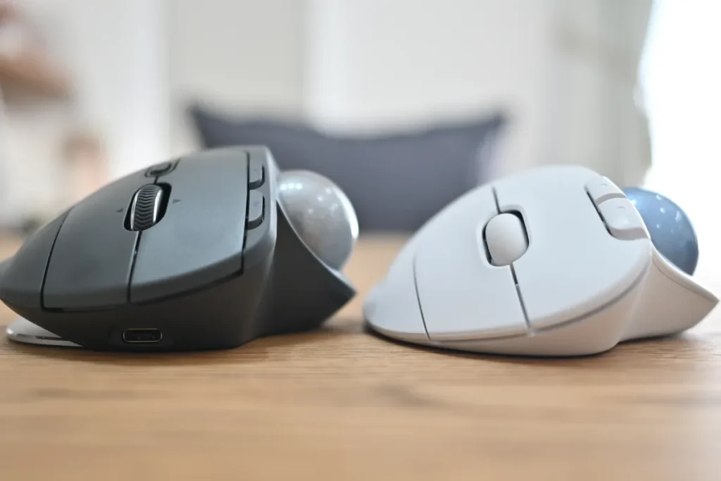 角度0度のMX ERGO SとM575SPを横から見た比較